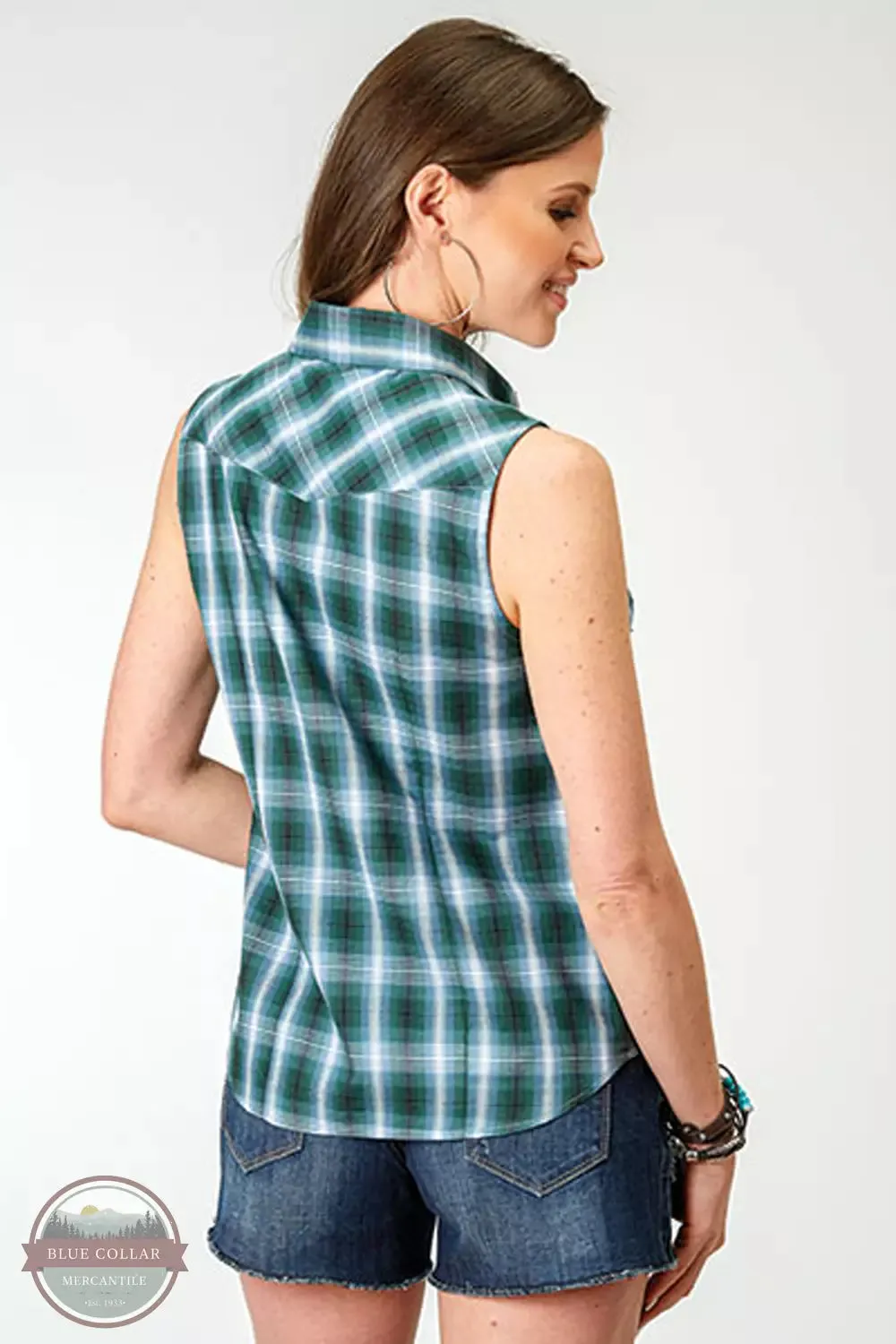 01-052-0101-3000 BU Ocean Plaid Sleeveless Western Snap Shirt