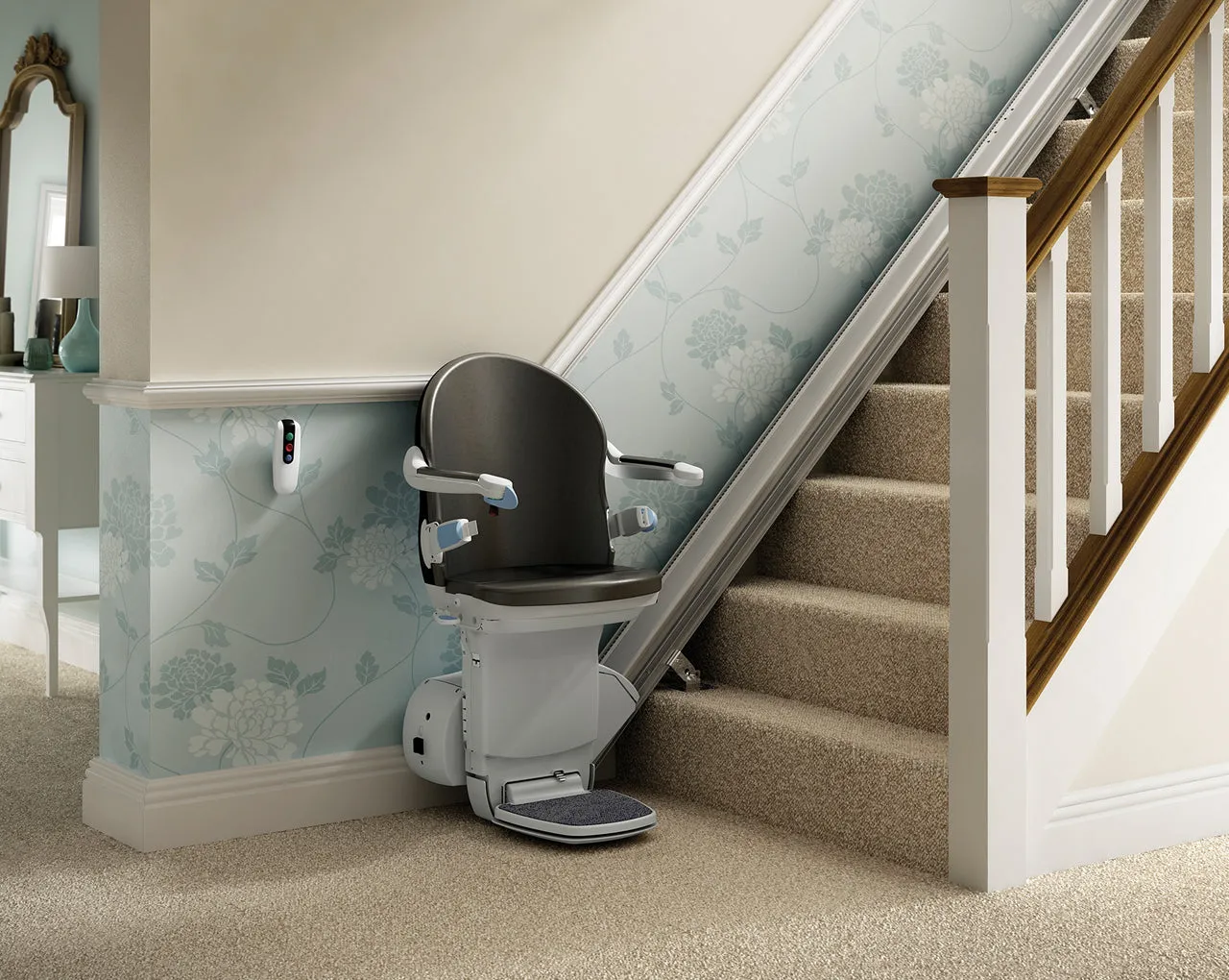 950  Straight Stairlift