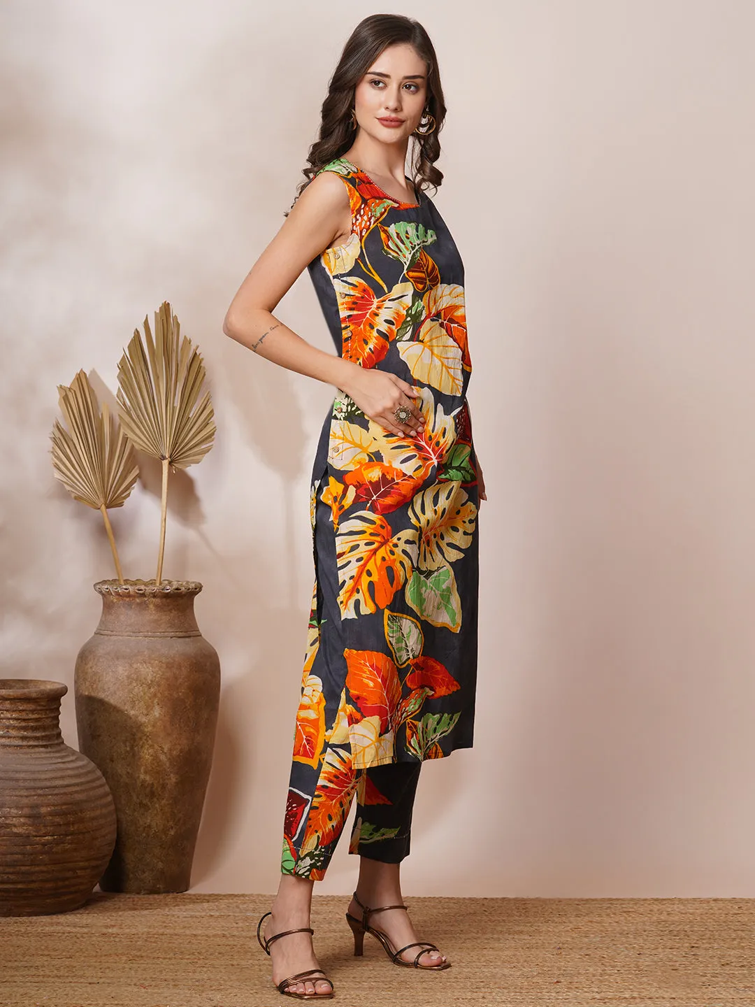 Abstract Tropical Floral Printed Straight Fit Co-ord Set - Grey