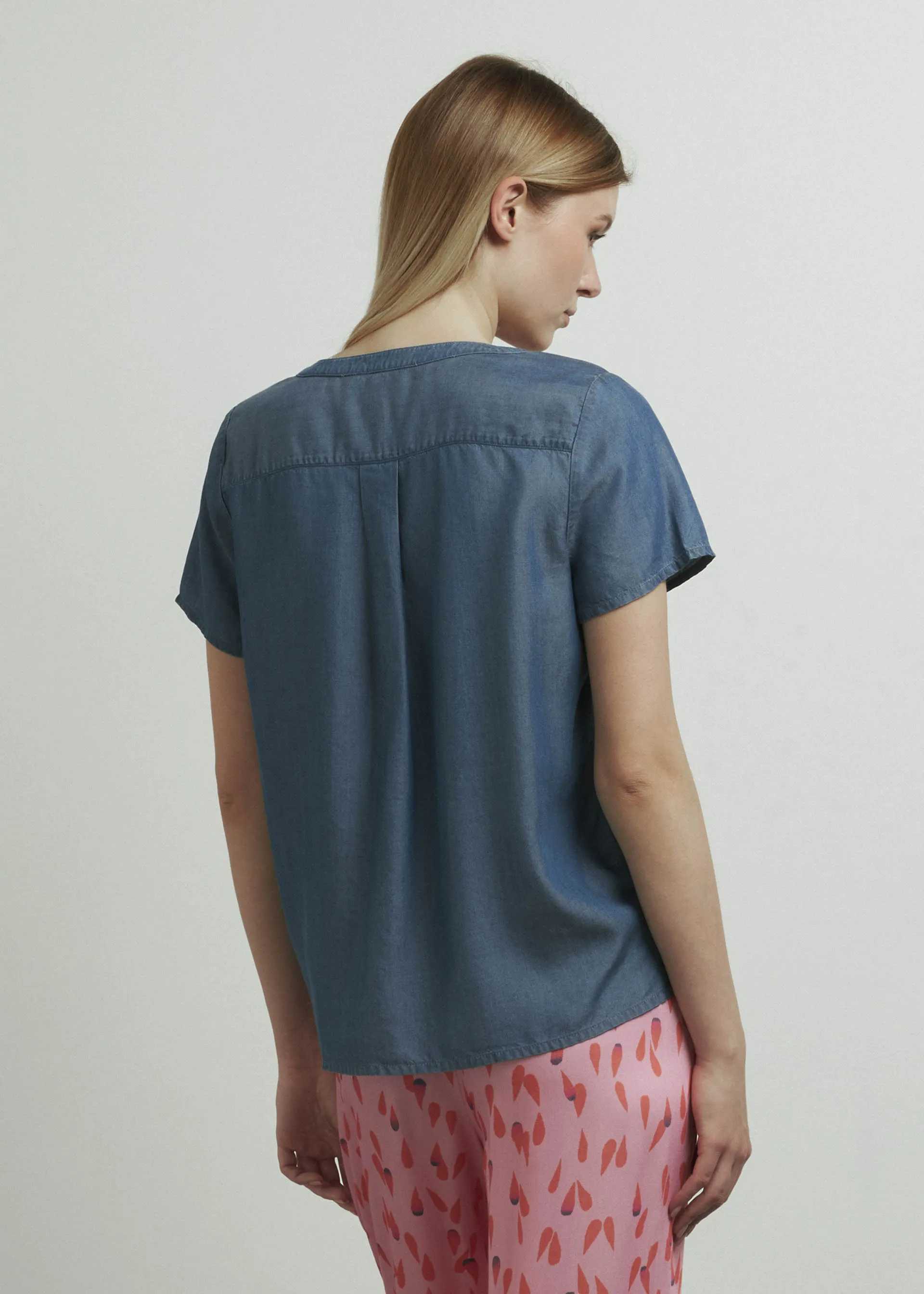 Blusa effetto denim