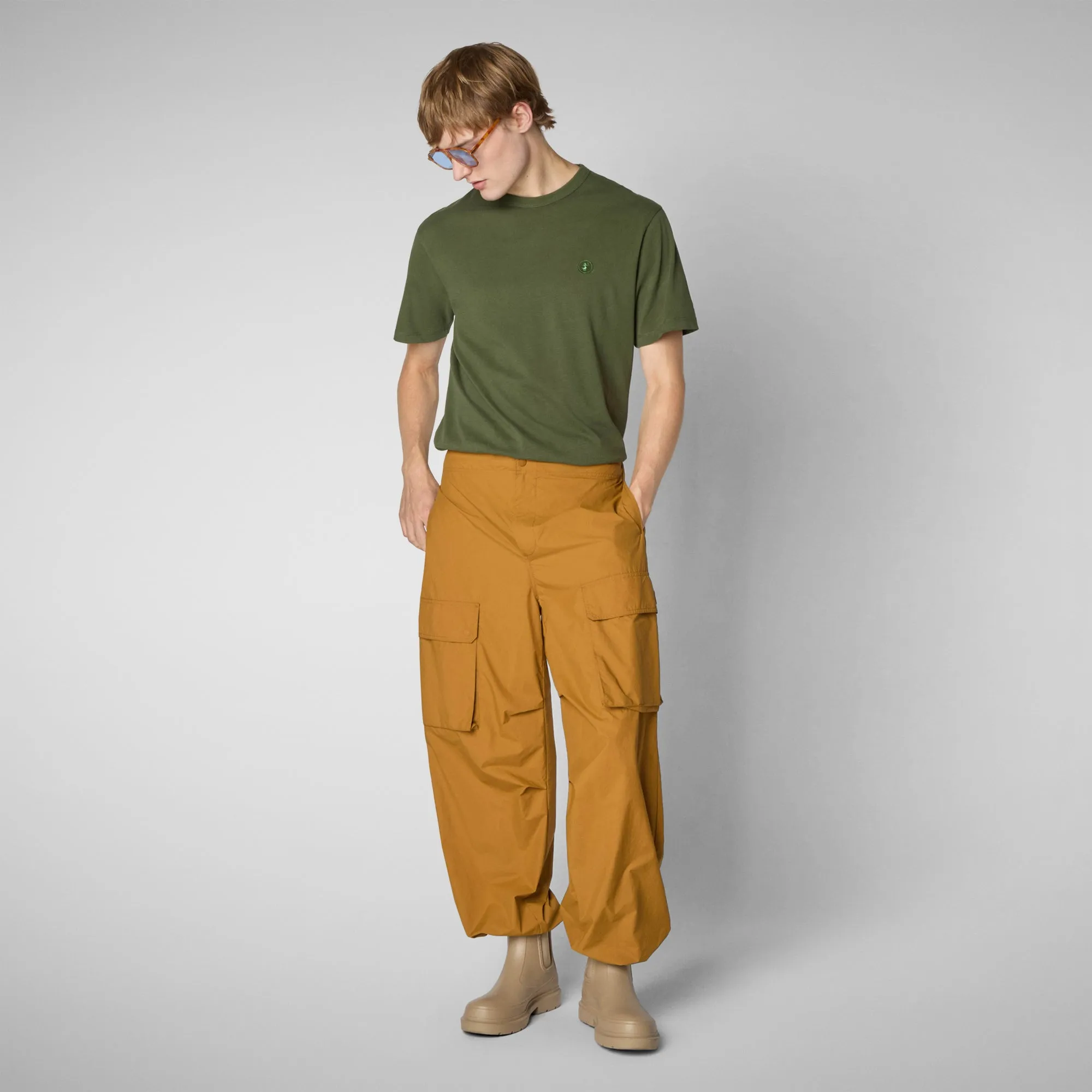 Man's t-shirt Bram in moss green