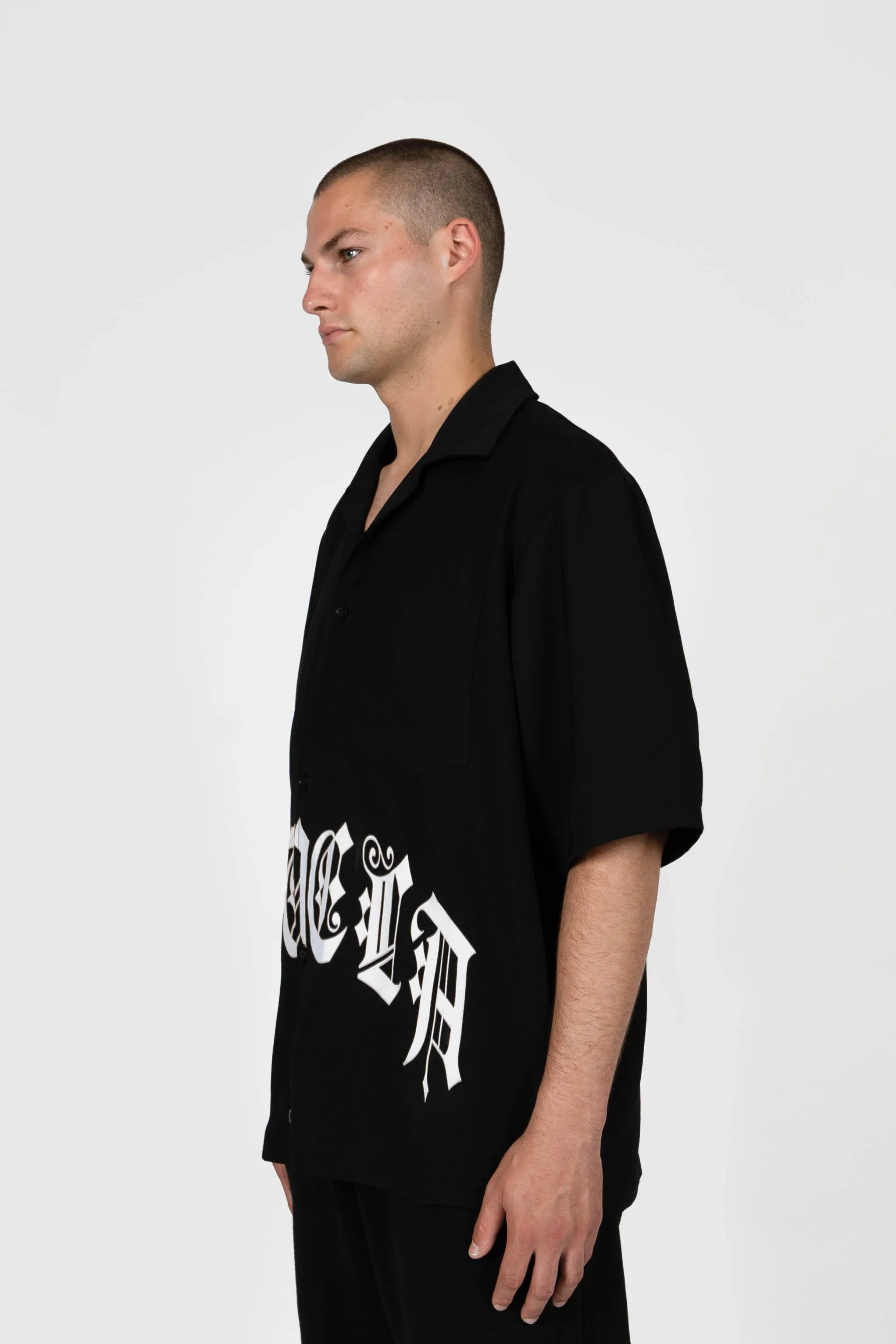 OLD ENGLISH BLACK POLY SHIRT