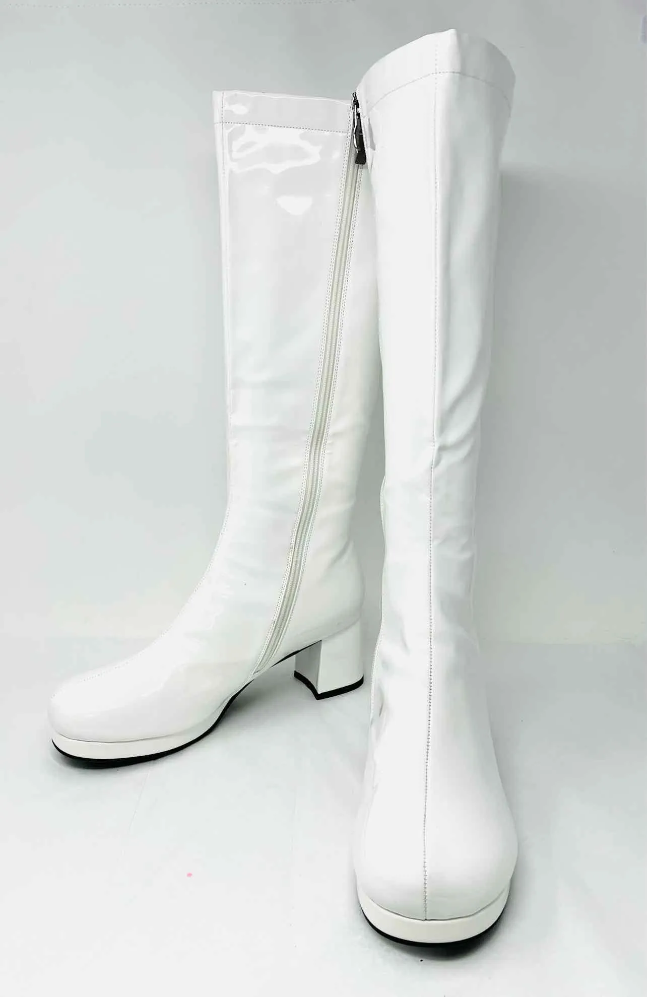 Size 10 White Vinyl Zipper Shoes Boots